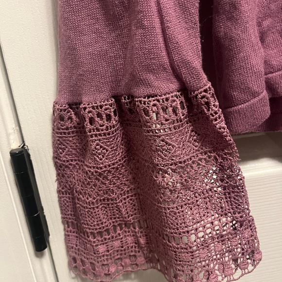 Hannah Purple Long Sleeve Thin Sweater
Blouse With The Lace Trim Bell
Sleeve L - Picture 2 of 7